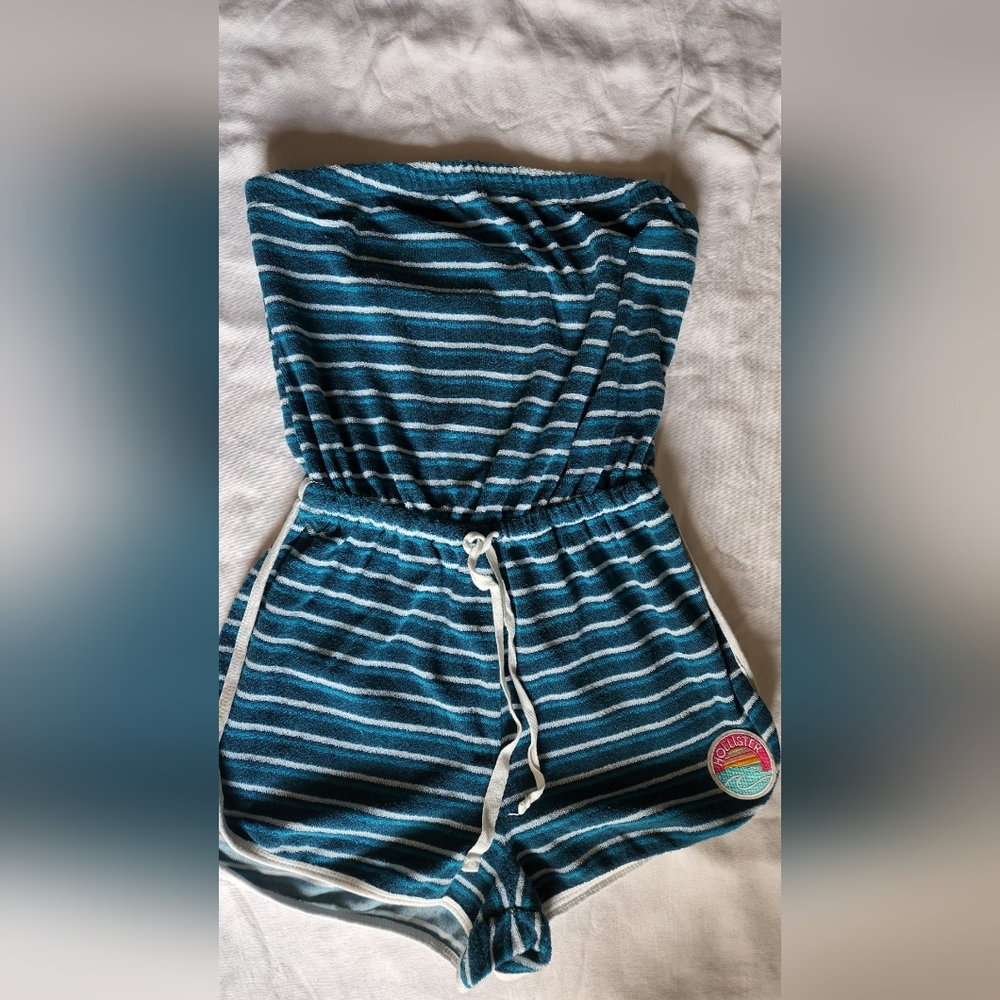 Hollister swimsuit cover up
